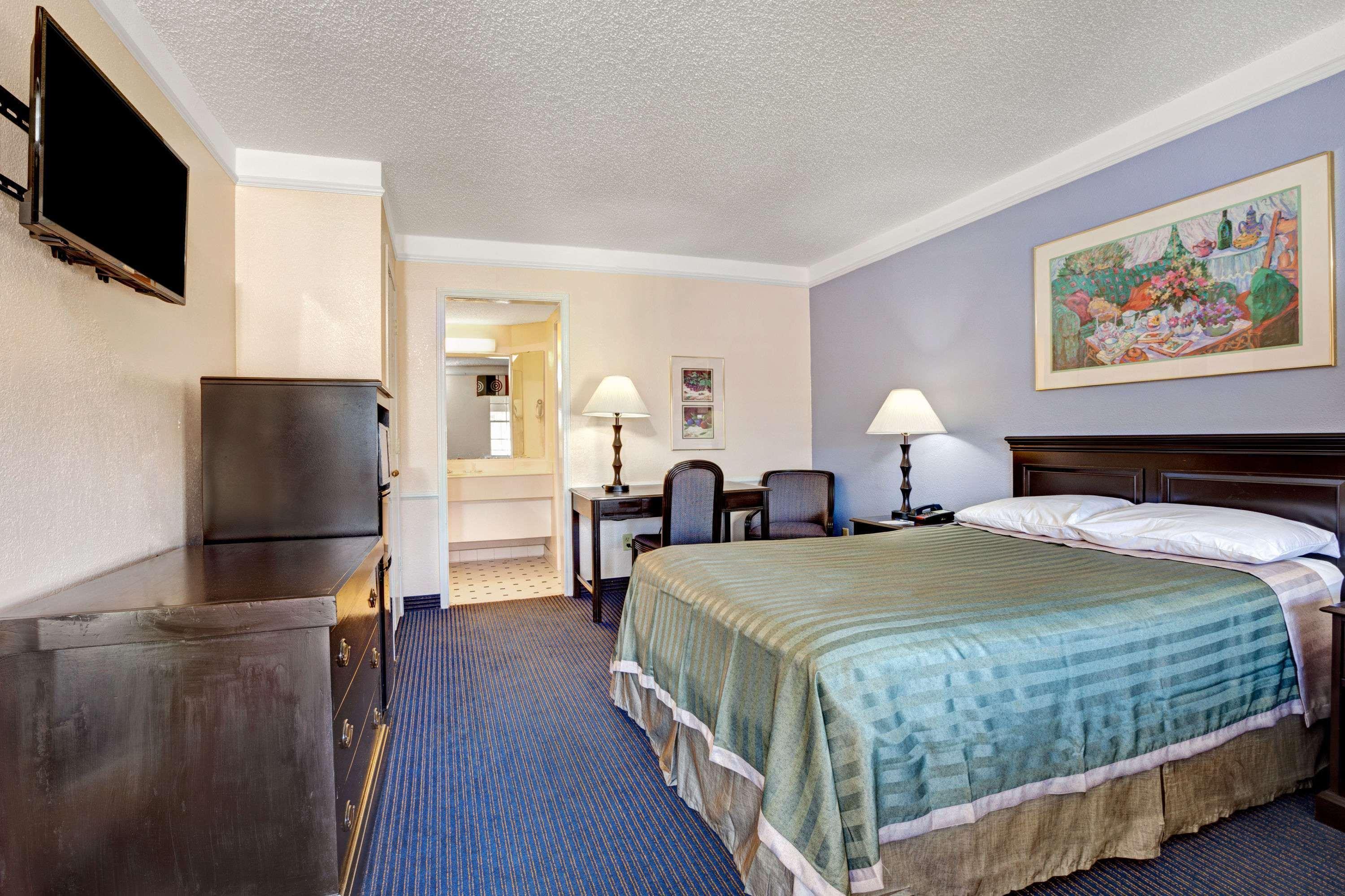 Travelodge By Wyndham North Richland Hills/Dallas/Ft Worth Екстер'єр фото